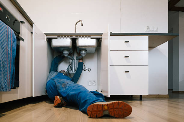 Professional Drain Cleaning technician working in Valley View, OH